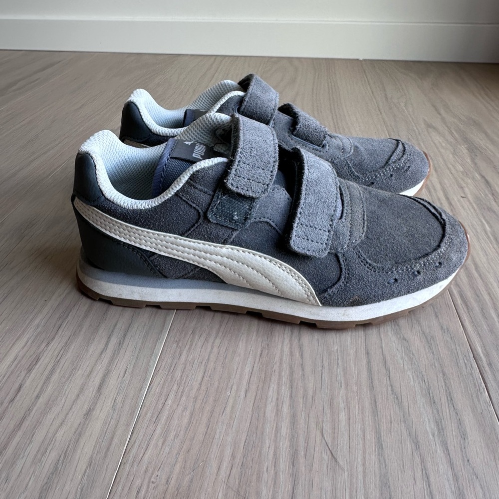 Kids Puma Gray Suede Velcro Sneakers